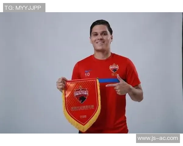 足球明星化身奥特曼高清图片展示引发热议与关注