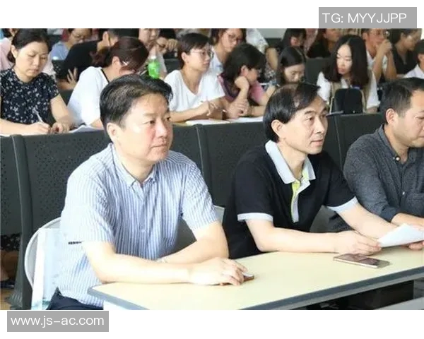 人体在体育锻炼过程中生理变化与心理调适的全面探讨与分析